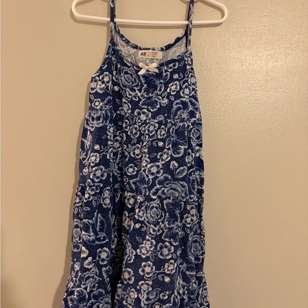 H&M Navy and White Floral Top